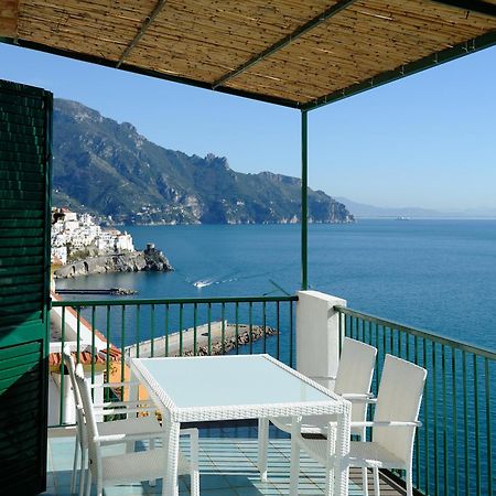 Amalfi Blue Flowers B Extérieur photo